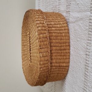 Vintage Lidded Oval Sweetgrass Trinket Basket Box, nesting basket